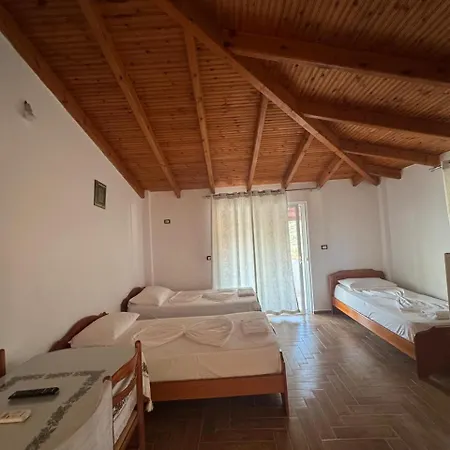 Apartment Caushi