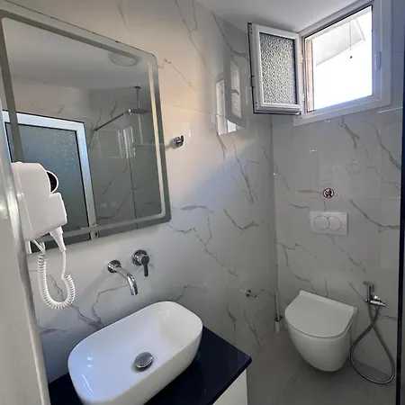 Apartment Caushi